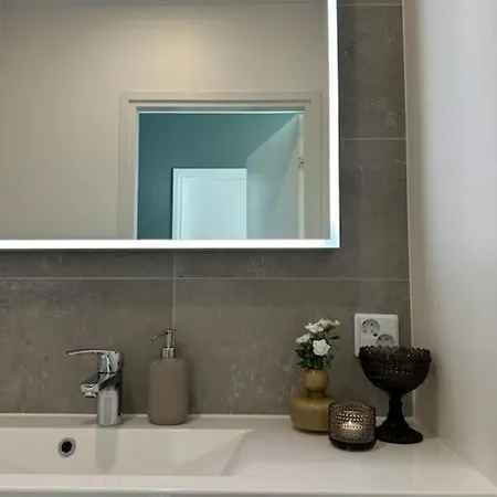 Arctic Elegance For Families Villa *